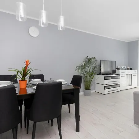 Przymorze Jagiellońska By Renters *
